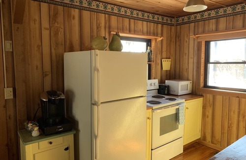 Cuba Cottage | Cowan Lake Hideaway