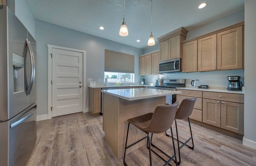 Cody House | -:- Cowboy Casa -:- Modern New Construction - 3BR+