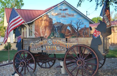 Escalante Hotel | Cowboy Country Inn