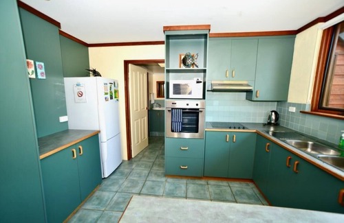 Augusta House | Cowrie Chalet - close to the river and town - Cowrie Chalet - Close to the river