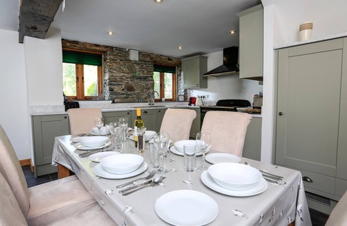 Chillington Cottage | Cowslip Cottage