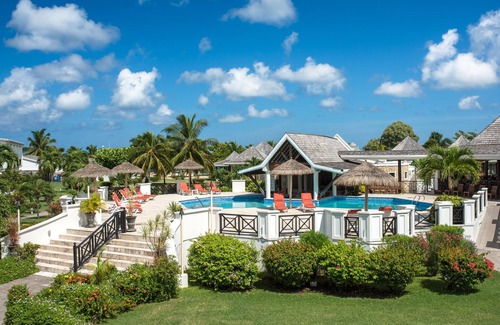 The Lime Hotel | Coyaba Beach Resort