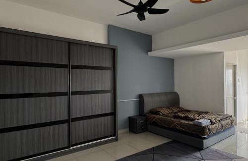 Sitiawan Apartment | Coziness Suite with high speed WiFi dan Netflix