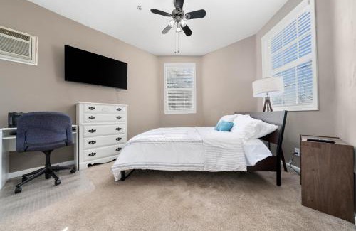 Southeastern Sacramento Apartment | Cozy 1 bdr/1br near downtown