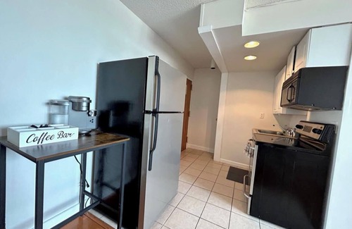Downtown Apartment | Cozy 1-bed, 1-bath apartment in charming Downtown Stamford