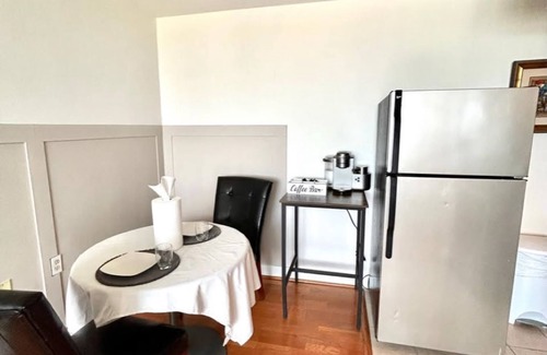 Downtown Apartment | Cozy 1-bed, 1-bath apartment in charming Downtown Stamford