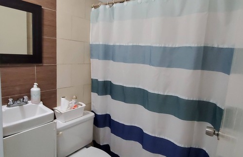 Southeast Orlando Apartment | Cozy 1 bed 9mile mco airport, 22mile Disney, Universal parks, 2mile TennisAssoc.