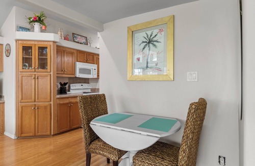 Port Isabel Cottage | Cozy 1 bed retreat in Port Isabel, perfect for a getaway.