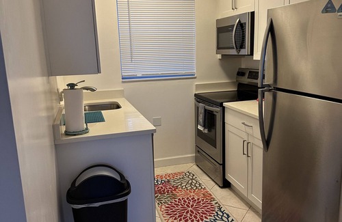 Marathon Condo | Cozy 1 bedroom 1 bath condo minutes from Sombrero beach.