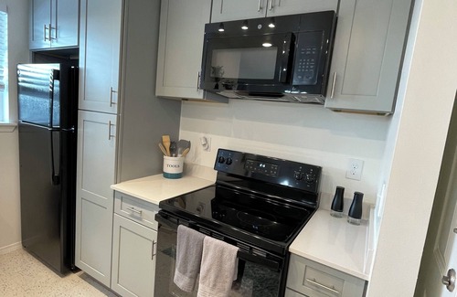 Southside Apartment | Cozy 1-bedroom apartment with WiFi, fitness room in enchanting San Antonio
