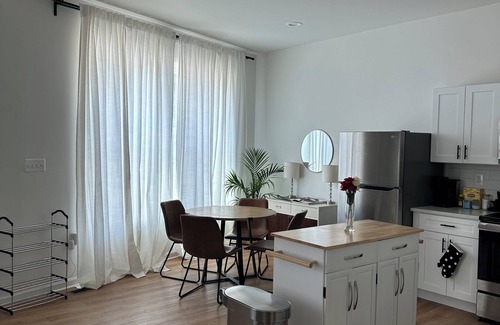 Glenham-Belford Apartment | Cozy 1-bedroom apartment in charming Baltimore w/Fast WiFi, AC, Private Parking