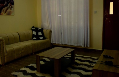 Nanyuki Apartment | Cozy 1-bedroom apartment inNanyuki with Free Wi-fi, fully furnished kitchen