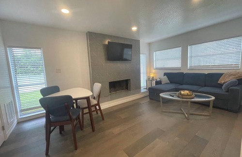 Seminole Apartment | Cozy 1-bedroom apartment in pleasant Seminole with WiFi, AC