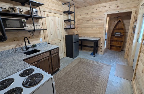 Cullman Apartment | Cozy 1-bedroom apartment in charming Cullman on Duck River Reservoir!