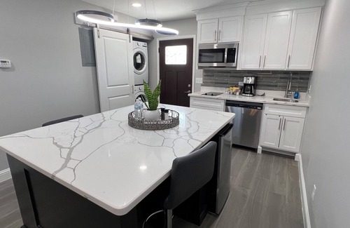 Amistad National Recreational Area Apartment | Cozy 1-bedroom apartment in beautiful Del Rio with WiFi, AC