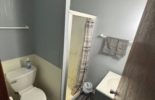 Sheldon Apartment | Cozy 1-bedroom apartment in Sheldon with AC, WiFi On a quiet street