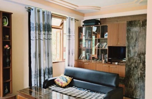 Geyzing Apartment | Cozy 1-bedroom apartment in delightful Darap with WiFi