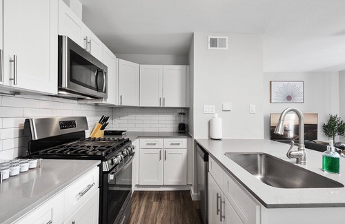 Highland Apartment | Cozy 1 Bedroom Apt in Highland Austin 3212