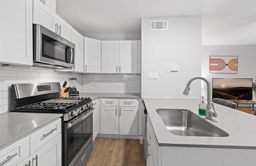 Highland Apartment | Cozy 1 Bedroom Apt in Highland Austin 6156