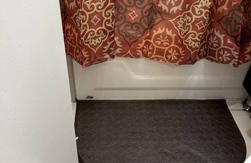 Ocean Hill Apartment | Cozy 1 Bedroom Apt in Bedstuy