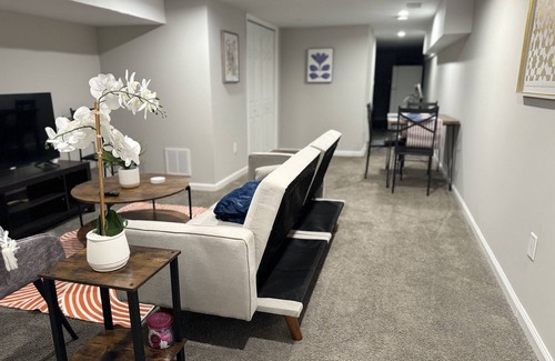 Downtown Baltimore House | Cozy 1-bedroom Basement apartment in Station North Bmore close to inner Harbor
