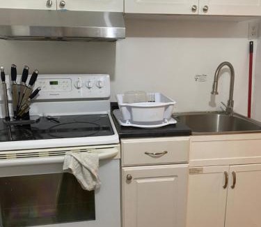 Bramalea Apartment | Cozy 1-Bedroom Basement Apartment