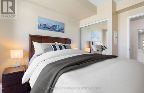 Fort York Condo | Cozy 1-bedroom condo in delightful Toronto with AC, fitness room, WiFi