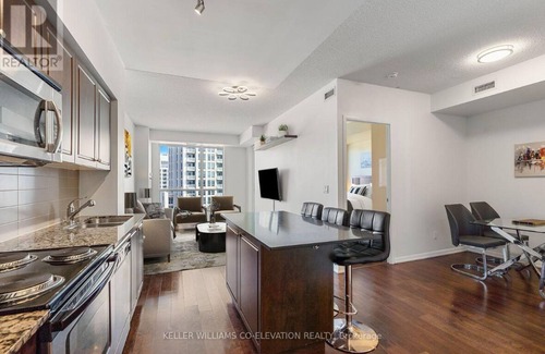 Fort York Condo | Cozy 1-bedroom condo in delightful Toronto with AC, fitness room, WiFi