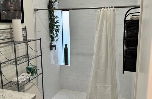 Garfield Condo | Cozy 1-bedroom condo in lovely downtown Phoenix with AC, WiFi