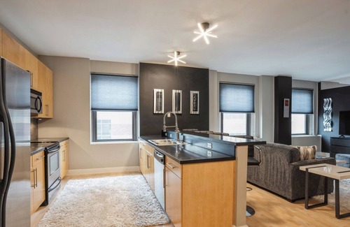 Downtown Des Moines Condo | Cozy 1-bedroom condo in the heart of Des Moines