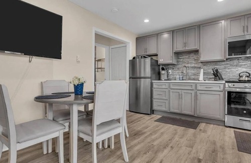 Ortley Beach Condo | Cozy 1-bedroom condo in Lavallette, located 1 block from beach