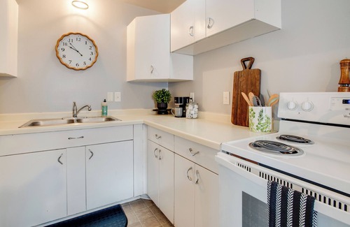 West Fargo Condo | Cozy 1-bedroom condo in wonderful West Fargo with WiFi, AC