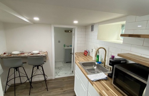 Stamford Apartment | Cozy 1 Bedroom DT Stamford