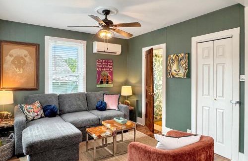 Roseland Terrace Historic District House | Cozy 1 Bedroom Home