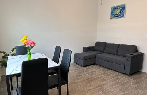 Haines City House | Cozy 1-bedroom house in gorgeous Haines City with WiFi, AC