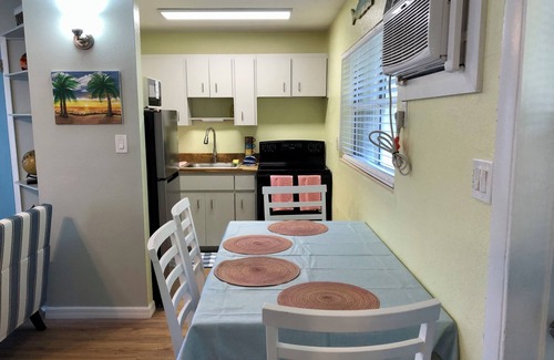 Cocoa Beach House | Cozy 1-bedroom in Downtown Cocoa Beach