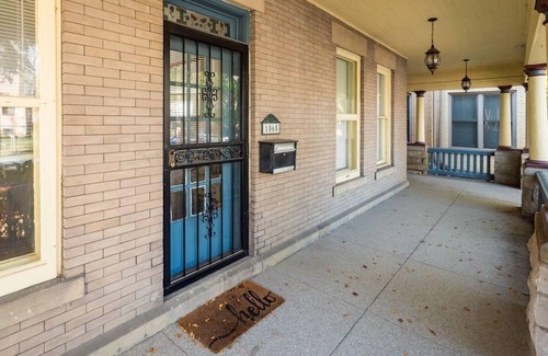Olde Towne East House | Cozy 1 Bedroom in Olde Towne East