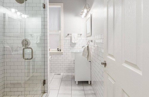 Olde Towne East House | Cozy 1 Bedroom in Olde Towne East