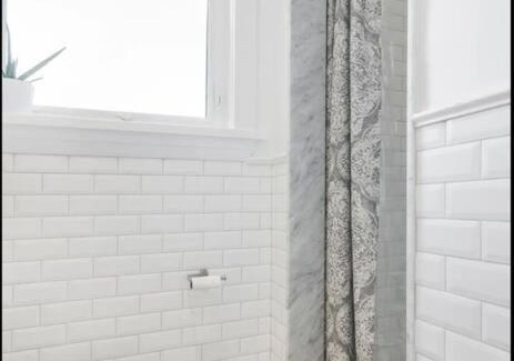 Brockton Village Apartment | Cozy 1 Bedroom near Downtown Toronto