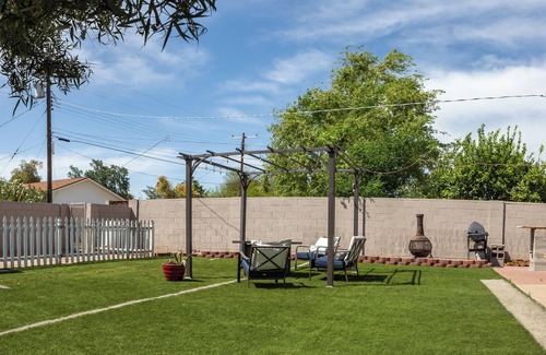 Encanto House | Cozy 1-bedroom studio with WiFi, AC in fantastic Phoenix, minutes from downtown