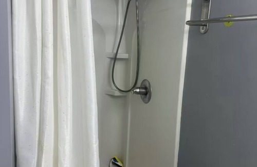 University Park House | Cozy 1-bedroom house in charming University Park with AC, WiFi