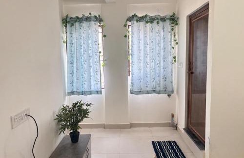 Krishnarajapura Apartment | Cozy 1 BHK near Kadugodi metro
