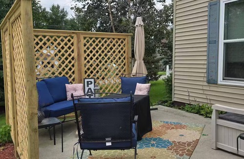 Detroit Lakes Apartment | Cozy 1 BR townhouse near Lakes