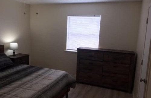 Lawton Apartment | Cozy 1-BR upstairs apartment, near Fort Sill!