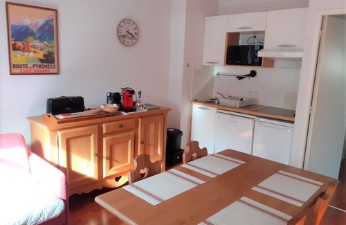 Vignec Apartment | Cozy 1BR Apartment for 4 with Pool, Near Ski Lifts and Saint-Lary-Soulan Center