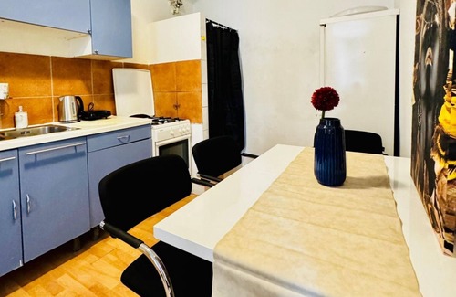Brigittenau Apartment | Cozy 1BR Apartment for 3P | 15 Min to Augarten