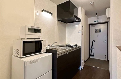 Hiroshima City Centre Apartment | Cozy 1BR Apartment with Balcony for 3Ppl