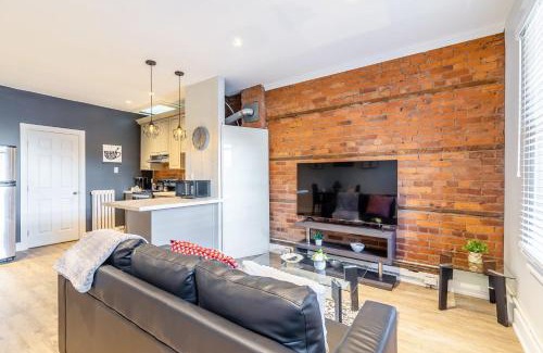 Central Hamilton Apartment | Cozy 1BR Condo Unit on James Street North
