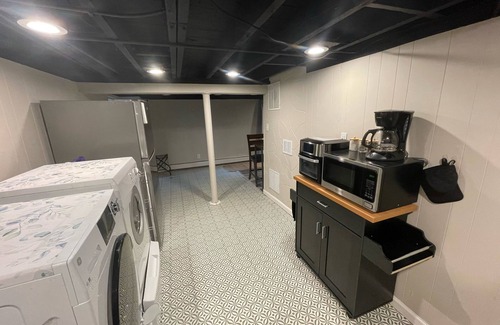 Worcester Apartment | Cozy 1BR Getaway Near Downtown Worcester – Comfortable & Convenient Stay!