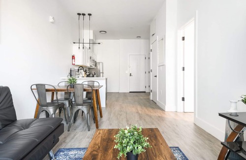 Elizabeth Apartment | Cozy 1BR next to EWR 0036